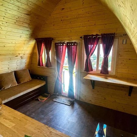 Cozy Capsules - Modern Hut Bed and Breakfast Kukkal Buitenkant foto